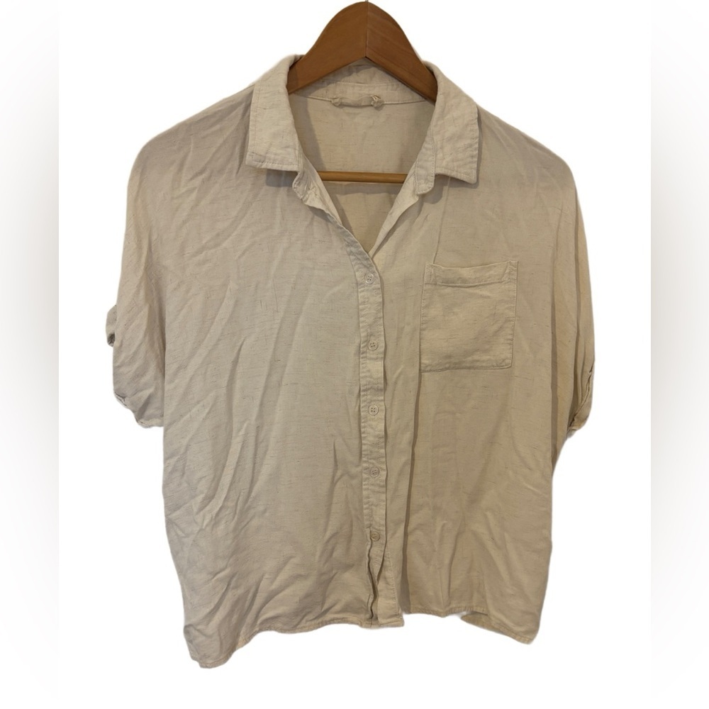 Women’s White‎ Millibon USA Button Up Shirt Size Small With Cuffed Sleeves